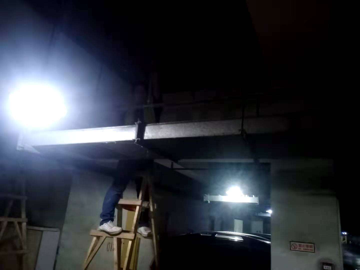 消防噴淋如何安裝？廚房噴淋在消防改造時(shí)候需要移位嗎？